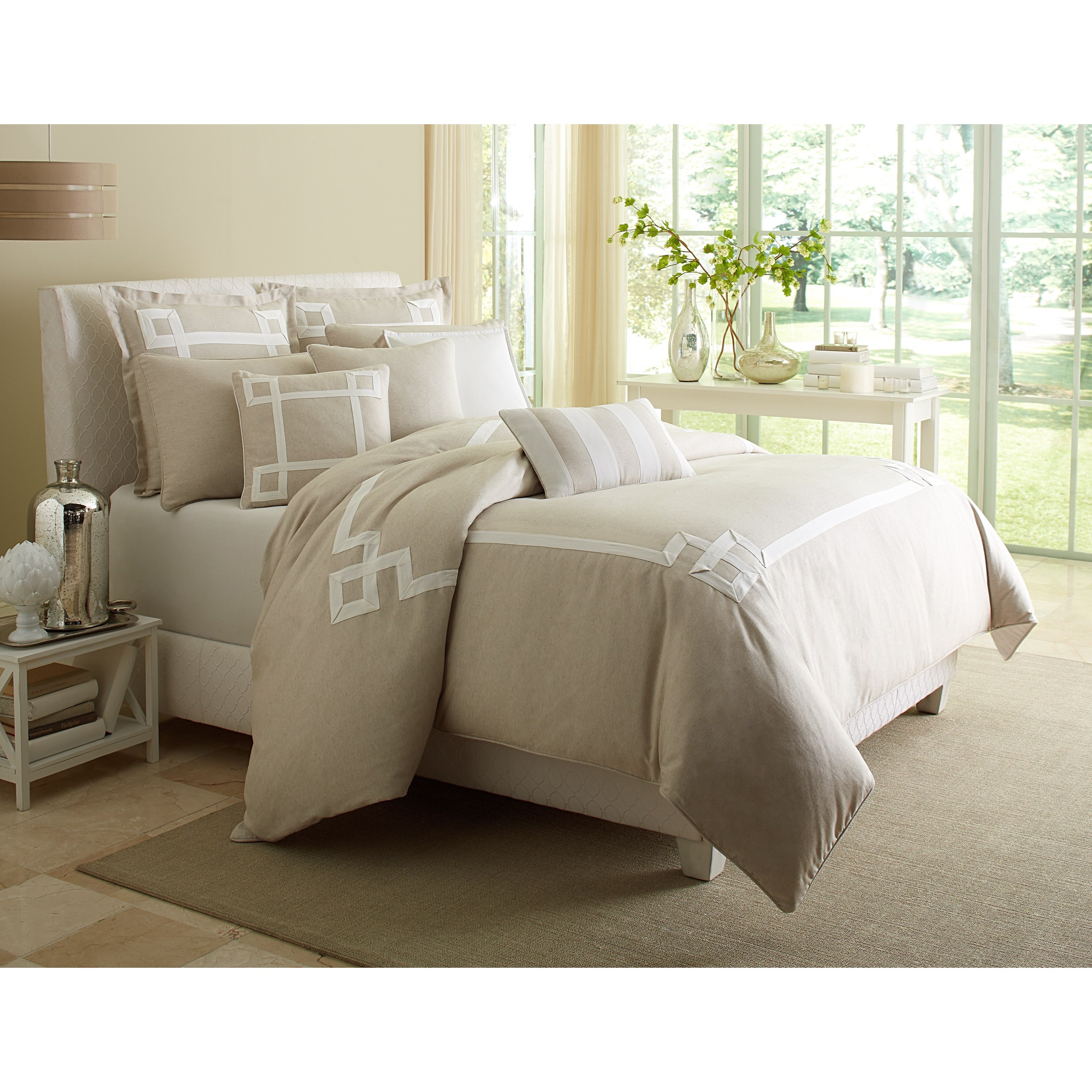 Michael amini on sale bedding